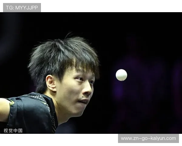 林高远-刘诗雯混双夺冠后相拥庆祝,张超场外指导激动振臂 林高远-刘诗雯混双夺冠后相拥庆祝,张超场外指导激动振臂